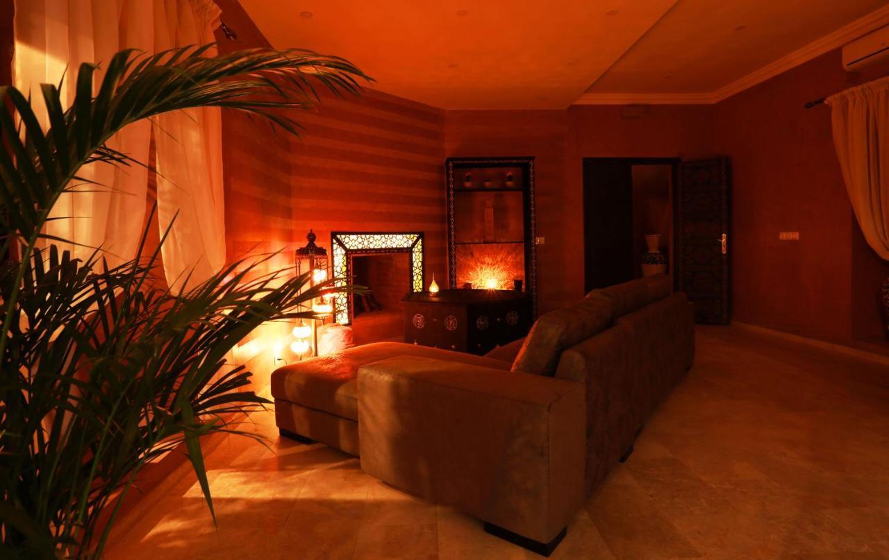 Le Petit Chateau Des Anges Ouled Bouzid Buitenkant foto