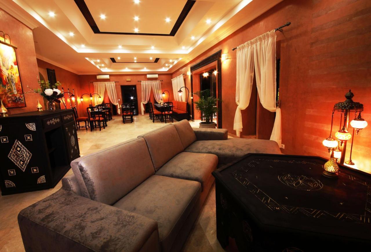 Le Petit Chateau Des Anges Ouled Bouzid Buitenkant foto
