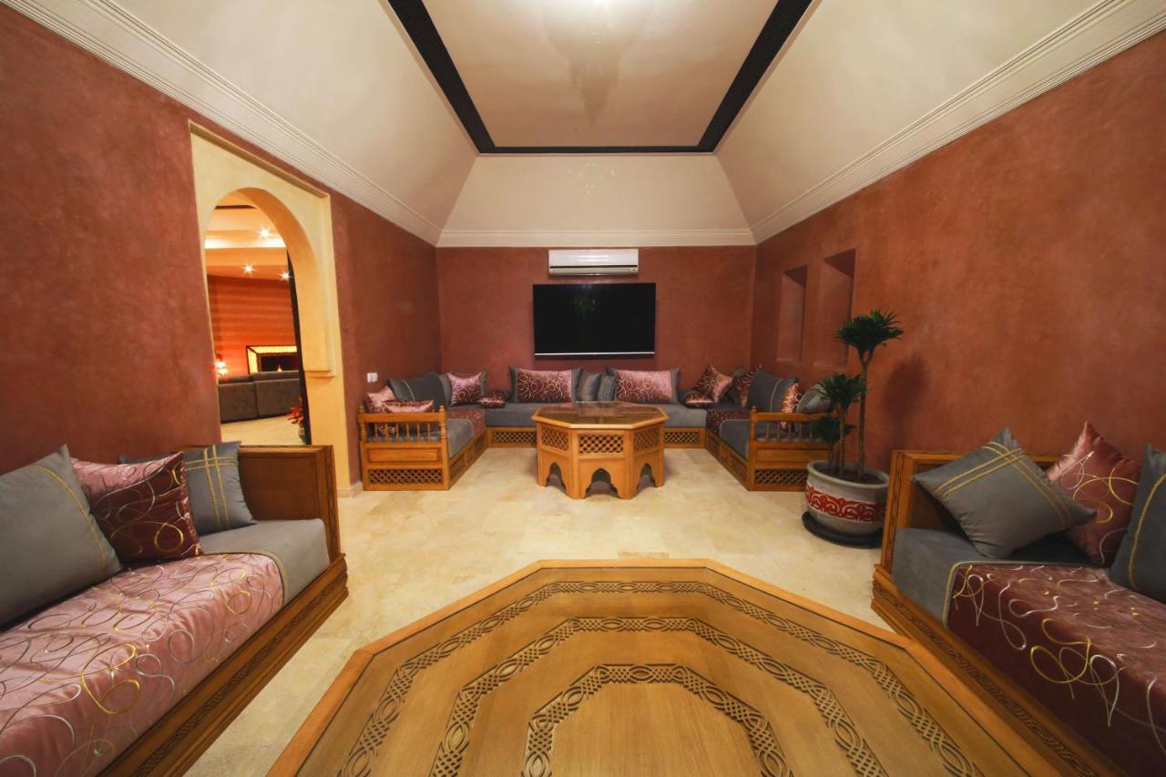 Le Petit Chateau Des Anges Ouled Bouzid Buitenkant foto