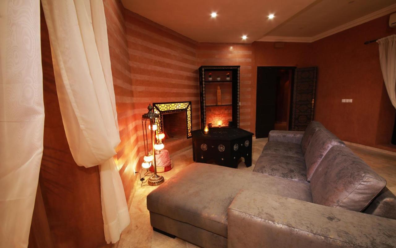Le Petit Chateau Des Anges Ouled Bouzid Buitenkant foto