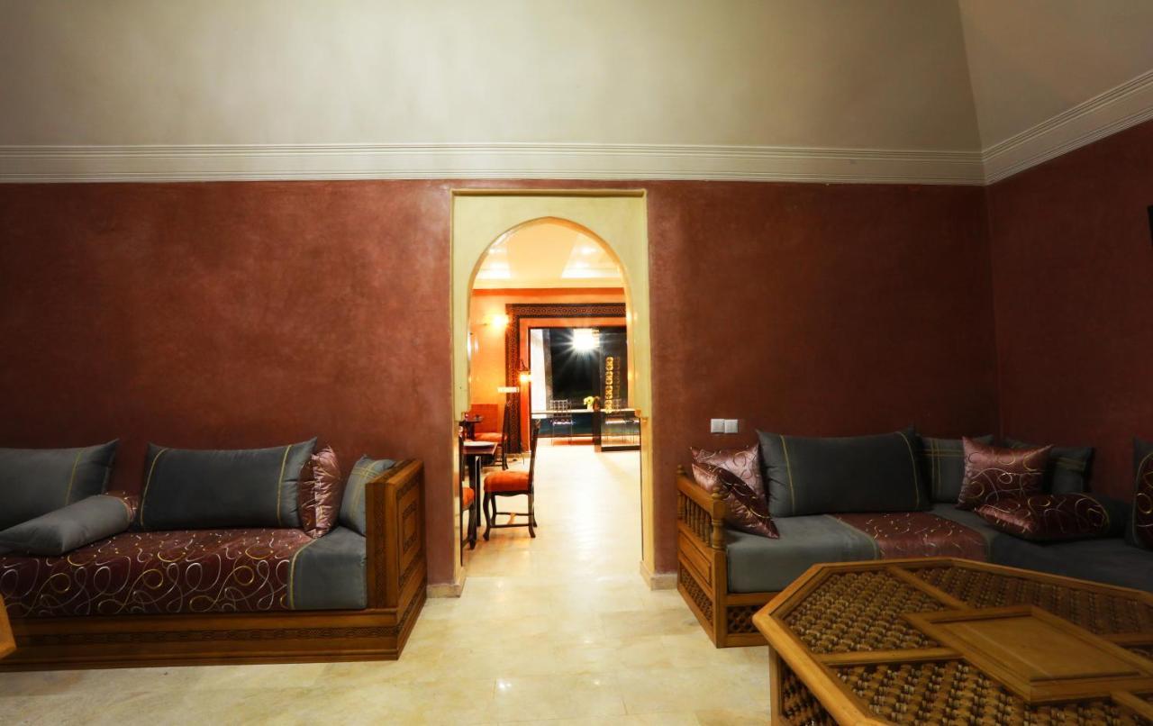 Le Petit Chateau Des Anges Ouled Bouzid Buitenkant foto