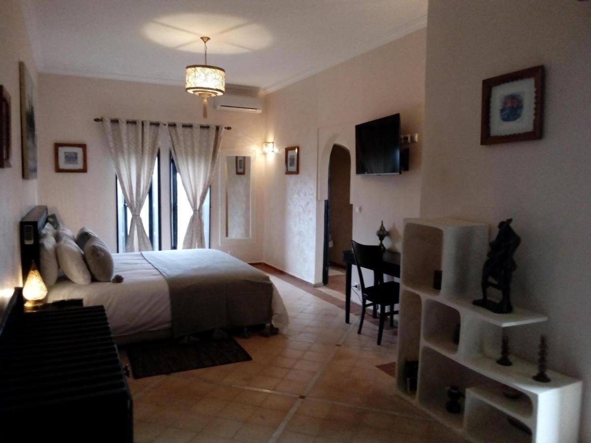 Le Petit Chateau Des Anges Ouled Bouzid Buitenkant foto