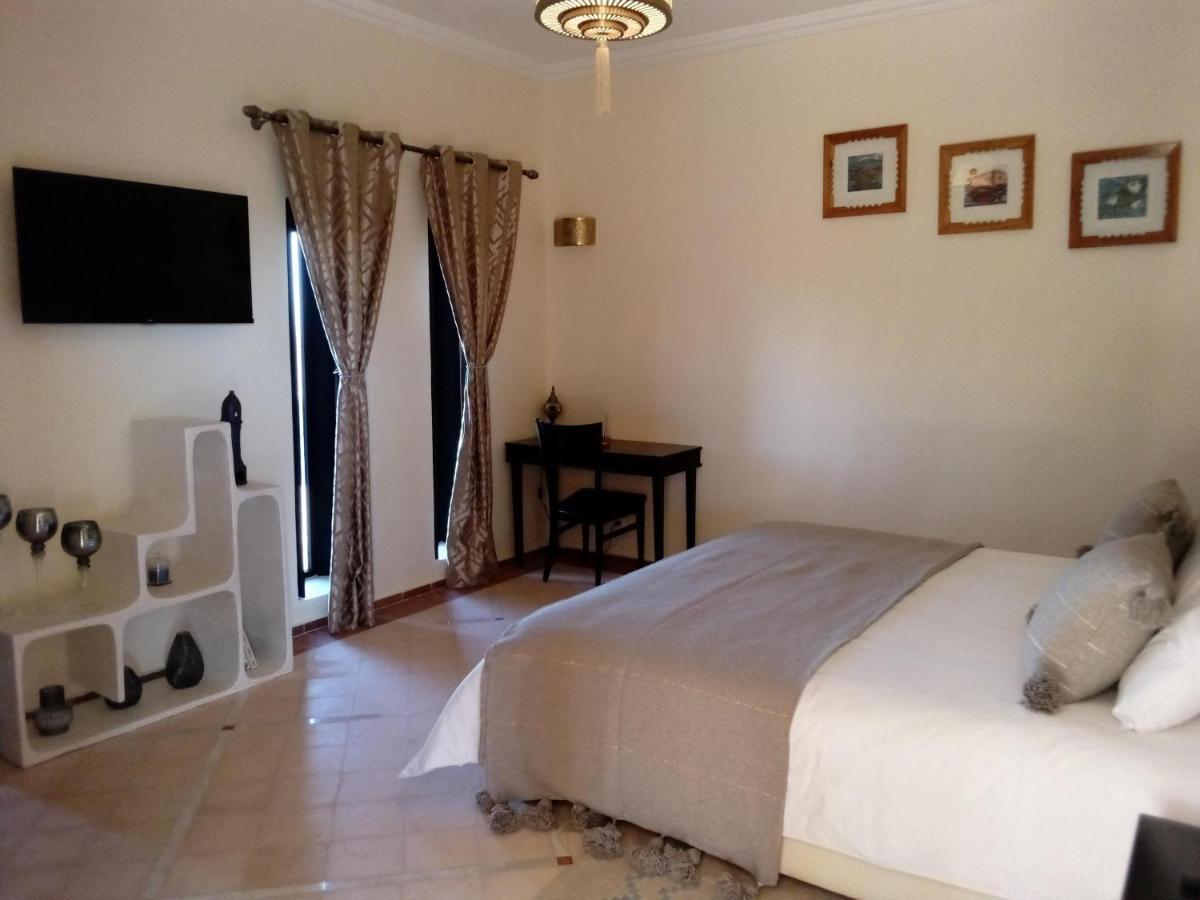 Le Petit Chateau Des Anges Ouled Bouzid Buitenkant foto